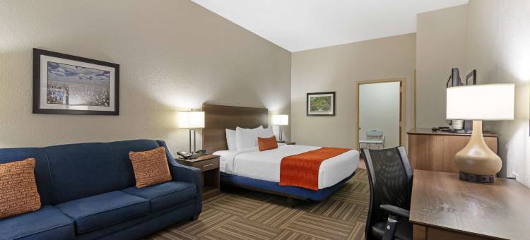 贝斯特韦斯特克隆尼阿尔酒店(Best Western Colonial Inn)图片