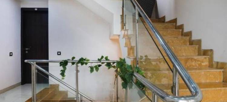 Collection O Varsoli Uptown Formerly Carmello & Othelo Villas图片