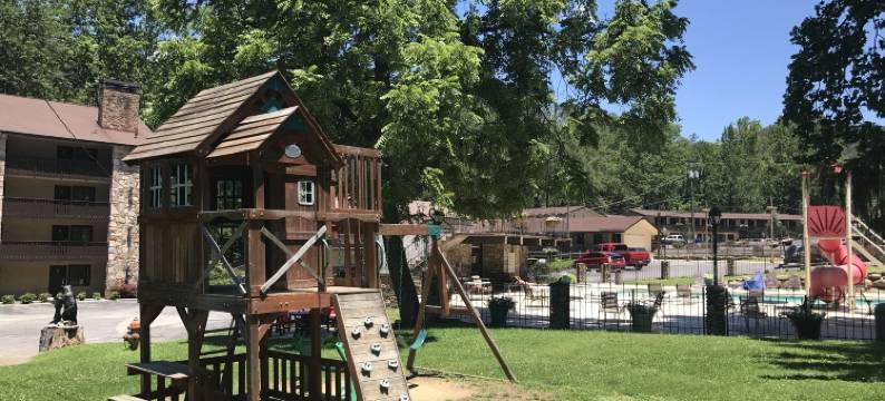 布鲁克赛德旅馆(Brookside Lodge - Gatlinburg - on the River)图片