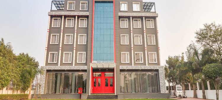 Super Townhouse Jashn图片