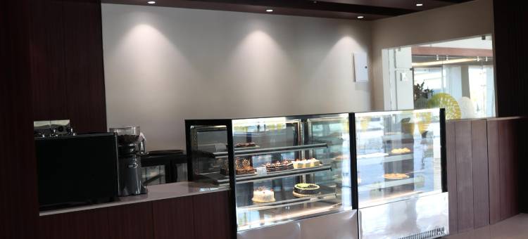 古尔莫哈尔皇家酒店(Gulmohar Royals)图片