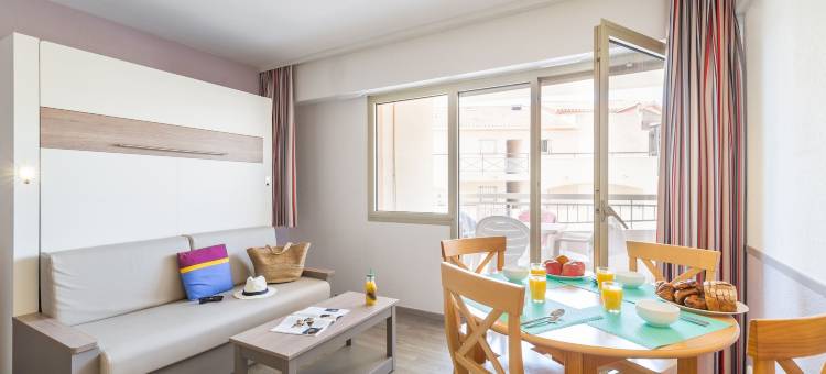 皮埃尔法国梧桐假日酒店(Résidence Pierre & Vacances les Platanes)图片