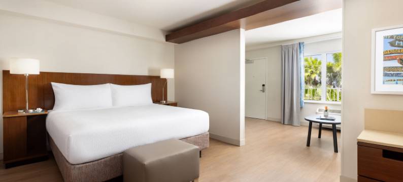 万枫酒店及套房(基韦斯特The Keys Collection)(Fairfield Inn & Suites Key West at the Keys Collection)图片