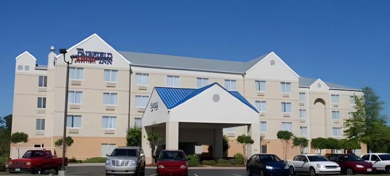 百老汇默特尔比奇海滩万枫酒店(Fairfield Inn Myrtle Beach Broadway at the Beach)图片