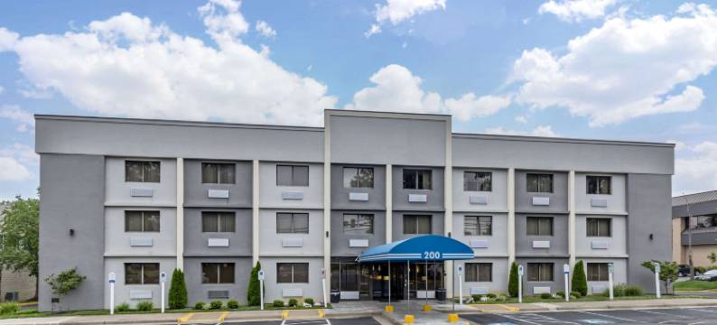 赫恩登 - 里斯顿舒适酒店(Comfort Inn Herndon-Reston)图片