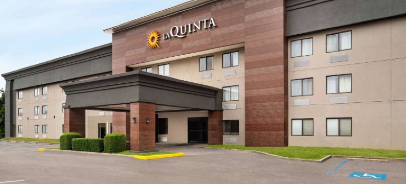 伯明翰因弗内斯拉昆塔温德姆酒店(La Quinta Inn by Wyndham Birmingham - Inverness)图片