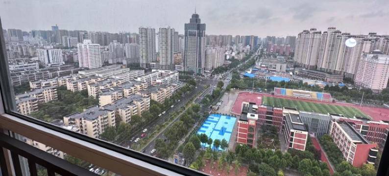 娜娜梦幻星辰花房公寓(航海西路1号分店)图片