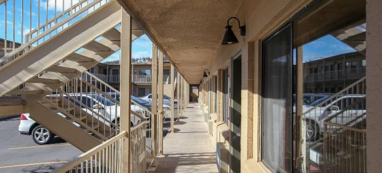 费拉格尔斯塔夫海兰德乡村旅馆(Highland Country Inn Flagstaff)图片