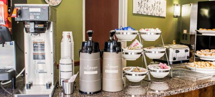 弗吉尼亚州霍斯中心舒眠套房酒店(Sleep Inn & Suites Virginia Horse Center)图片