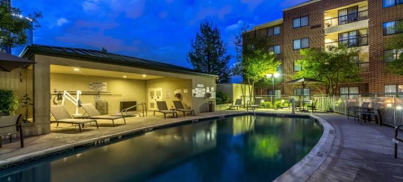 达拉斯沃斯堡国际机场南/欧文万怡酒店(Courtyard Dallas DFW Airport South/Irving)图片