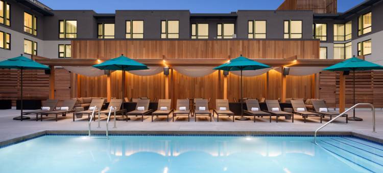 博尔德希尔顿安泊酒店(Embassy Suites by Hilton Boulder)图片