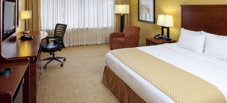 费耶特维尔希尔顿逸林酒店(DoubleTree by Hilton Hotel Fayetteville)图片