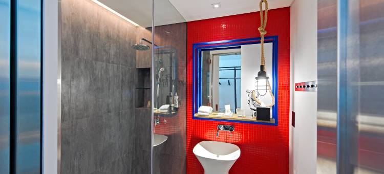迪拜阿尔西夫希尔顿欢朋酒店(Hampton by Hilton Dubai Al Seef)图片
