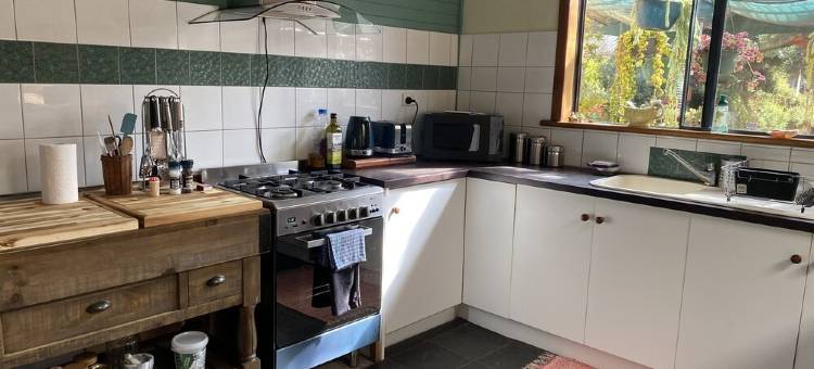 Koru Cottage is a cosy home nestled in the dunes of beautiful Vivonne Bay on KI.图片