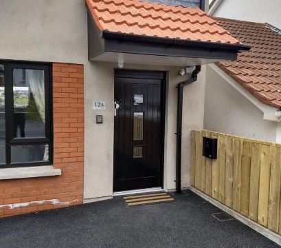 Centrally Located Luxury Detached Home in Newry Hotel Overview