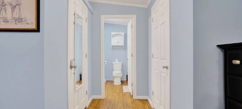 Captain's Cottage- Walking distance to beach, 10 Mins to DE Turf图片