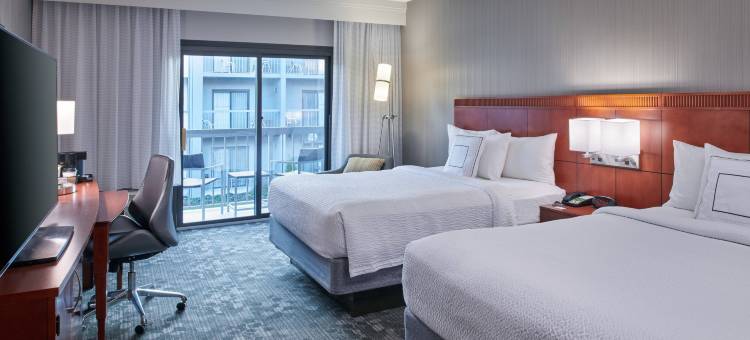 印第安纳波利斯卡斯尔顿万怡酒店(Courtyard Indianapolis Castleton)图片