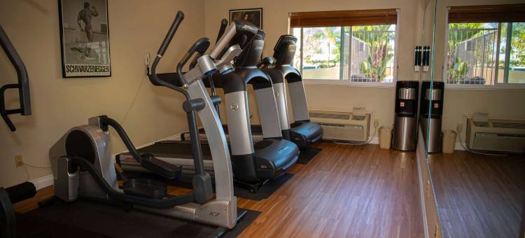 加登格罗夫-阿纳海姆南华美达广场酒店(Ramada Plaza by Wyndham Garden Grove/Anaheim South)图片