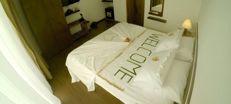 迪弗西白沙滩酒店(Dhiffushi White Sand Beach)图片