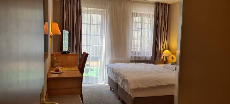 艾梅恩令格托伽尼酒店(Hotel Garni "Am Ellinger Tor")图片