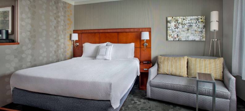 伊顿敦蒂顿瀑布索尼斯塔精选酒店(Sonesta Select Tinton Falls Eatontown)图片