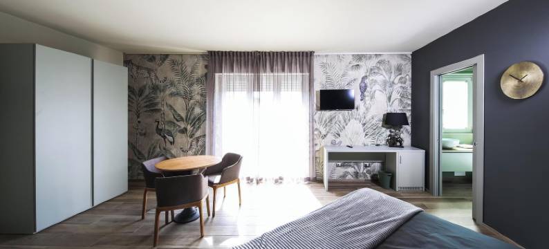 维科洛马拉沃尔塔7号房间和套房(Vicolo Malavolta 7 Rooms and Suites)图片