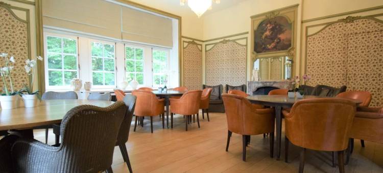 阿登山脉的复古别墅，配有热水浴缸和红外线桑拿(Vintage Villa with Hot Tub & Infrared Sauna in Ardennes)图片