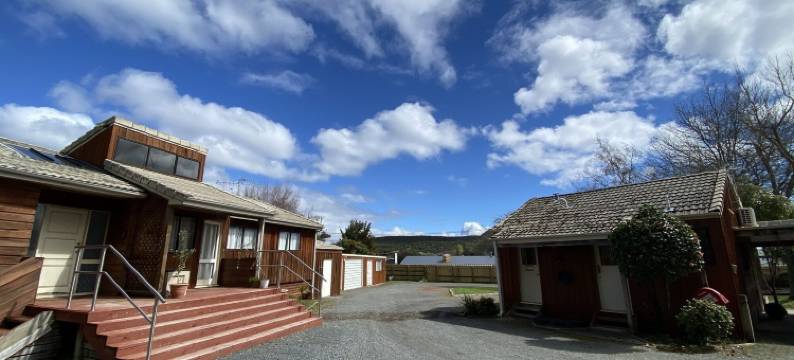 Motuoapa Bay小屋(Motuoapa Bay Chalets)图片