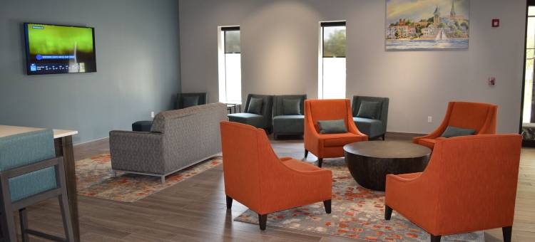 布里其普安特海滨酒店(BridgePointe Hotel & Marina)图片