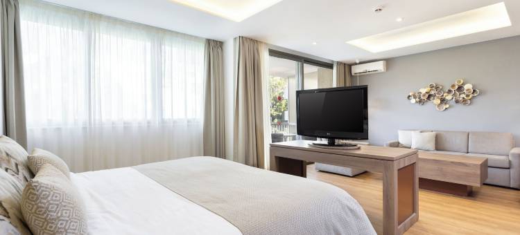 科隆兰布拉酒店(Hotel Colon Rambla)图片