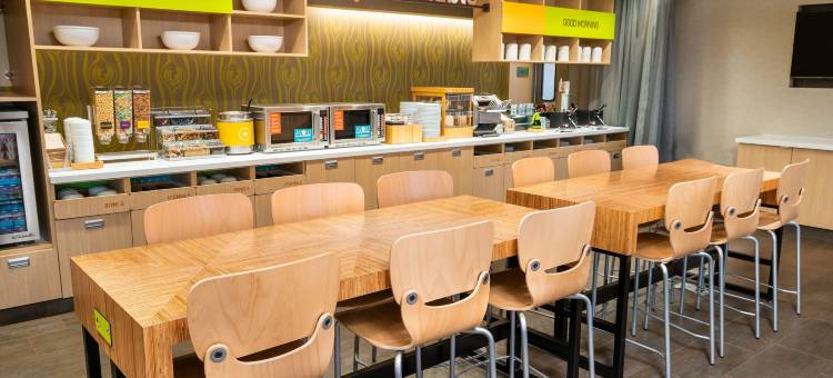 贝克斯菲尔德希尔顿惠庭酒店(Home2 Suites by Hilton-Bakersfield)图片