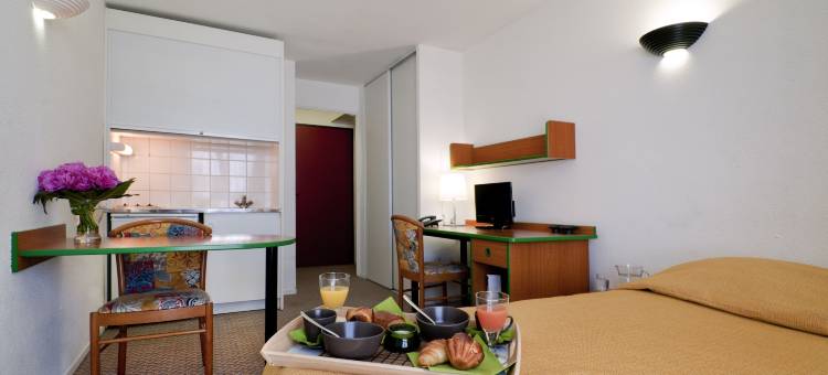 阿德吉奥阿克瑟斯拉德芳斯查拉斯公寓式酒店(Aparthotel Adagio Access la Défense Place Charras)图片