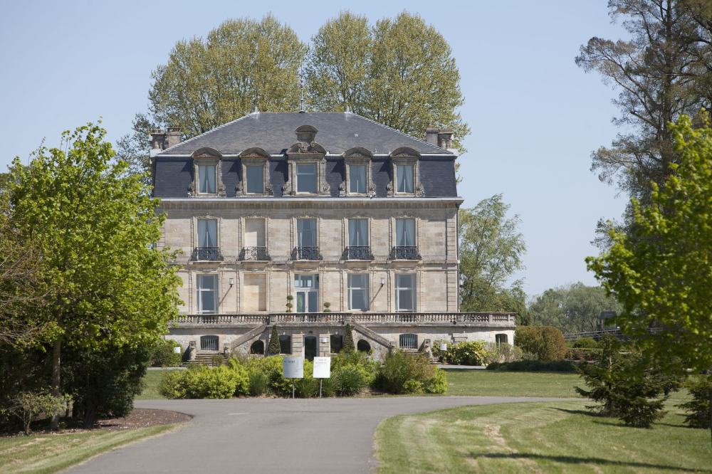 Château Grattequina Hôtel Over view
