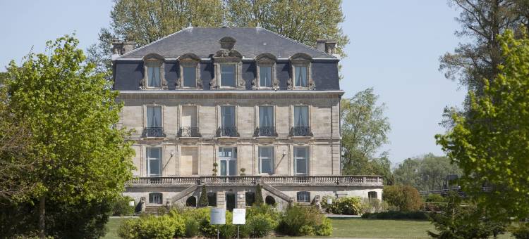 格拉泰基纳城堡酒店(Château Grattequina Hôtel)图片