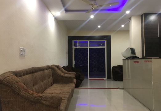 Hotel Duke Inn Hotel Overview