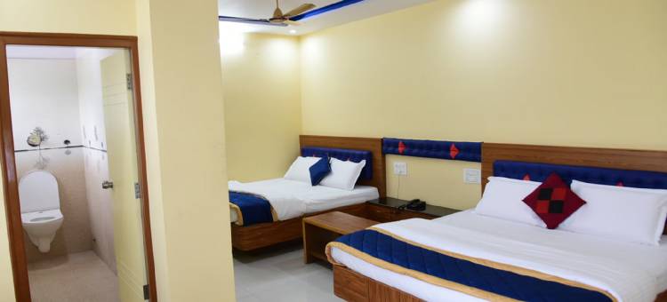 什里巴拉吉豪华旅馆(Shree Balaji Deluxe Lodge - Ramanagaram)图片