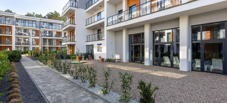 舒适公寓，泳池，靠近海滩(Apartment in Pobierowo Near Baltic Sea)图片