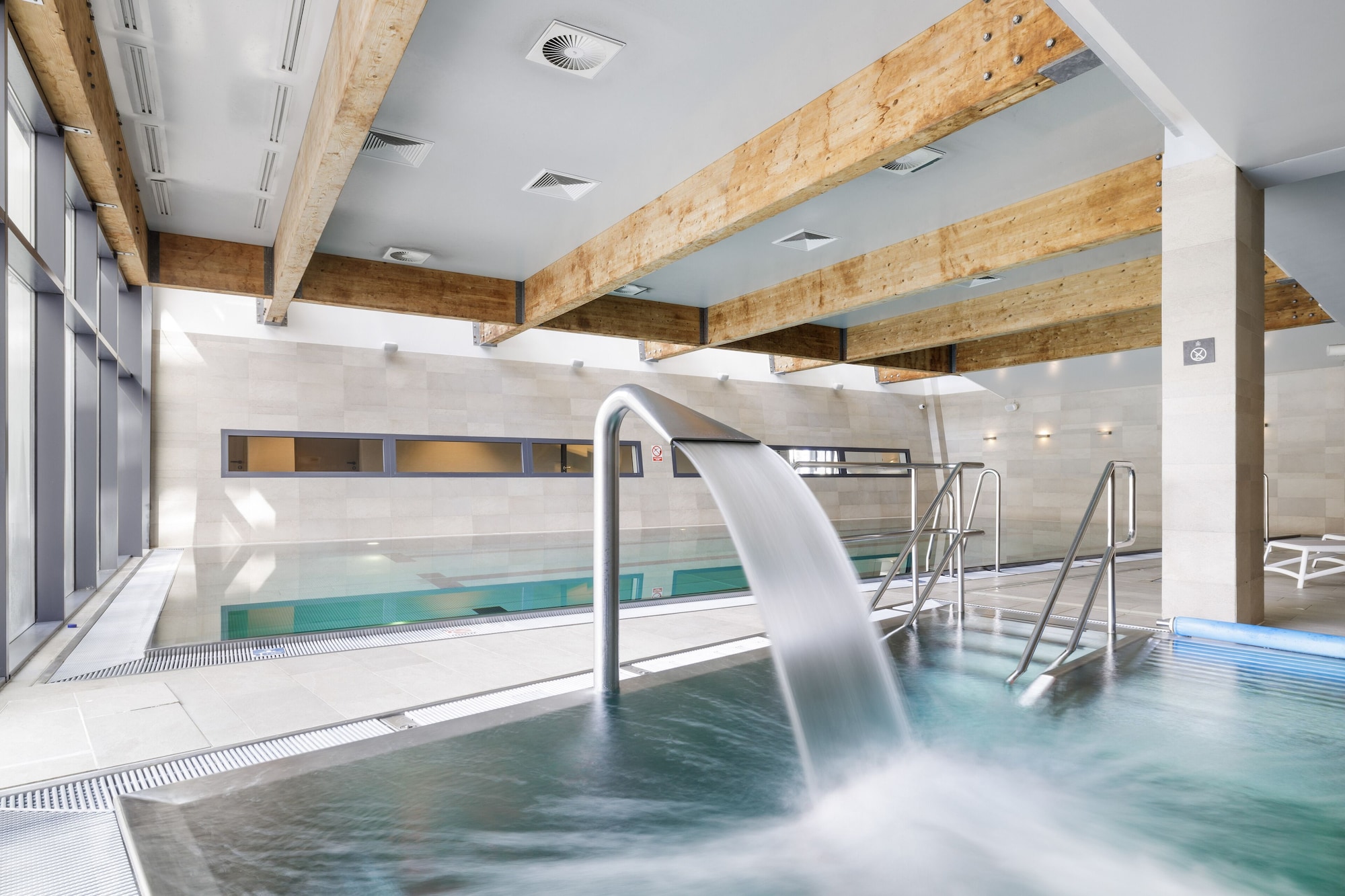 Marine Hotel by Zdrojowa Over view