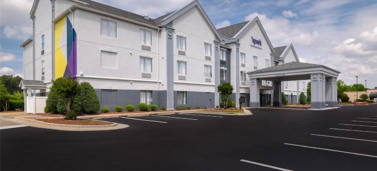 Spark by Hilton 史密斯菲尔德 I-95(Spark by Hilton Smithfield I-95)图片