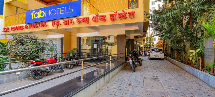 Fabhotel Sr瓦卡德(FabHotel SR Wakad - Nr Mall of Millenium)图片