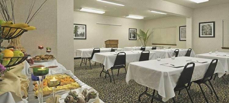 图莱里智选假日套房酒店(Holiday Inn Express & Suites Tulare)图片