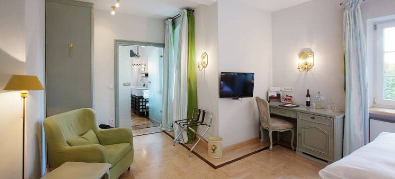 霍夫祖尔林德罗曼蒂克酒店(Romantik Hotel Hof zur Linde)图片