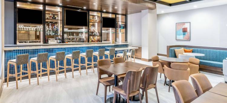 阿尔伯克基住宅区希尔顿花园酒店(Hilton Garden Inn Albuquerque Uptown)图片