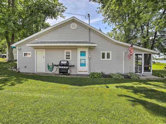 罗马市水岸绿洲，配有海滩和码头！