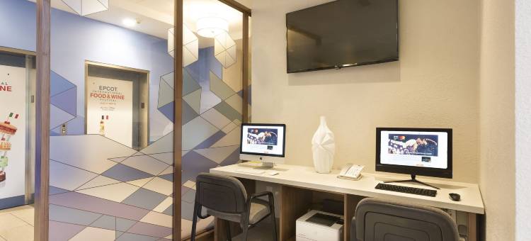 布纳湖南维斯塔智选假日套房酒店(Holiday Inn Express & Suites S Lake Buena Vista)图片