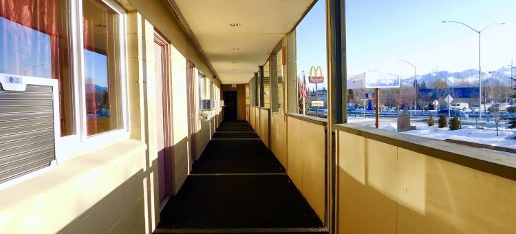 安克雷奇机场美洲最佳价值套房酒店(Americas Best Value Inn & Suites Anchorage Airport)图片