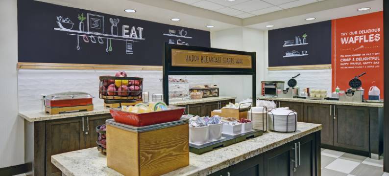 罗宾斯维尔欢朋套房酒店(Hampton Inn & Suites Robbinsville)图片