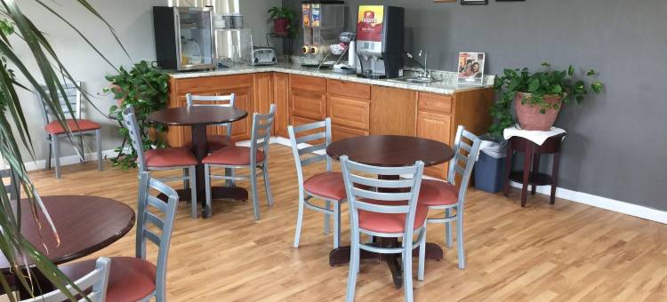 粮谷I-70号美洲最佳价值酒店(Americas Best Value Inn-Grain Valley/I-70 Exit 24)图片