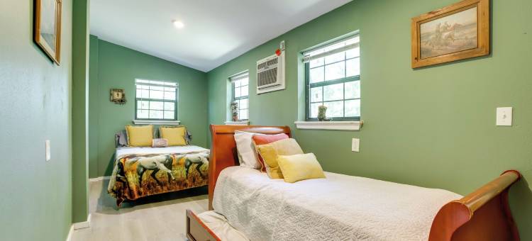 户外娱乐区：克利夫兰小屋(Furnished Outdoor Oasis! 22 Mi to Lake Livingston)图片