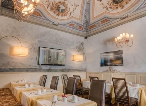 Hotel Palazzo Dal Borgo Hotel Overview